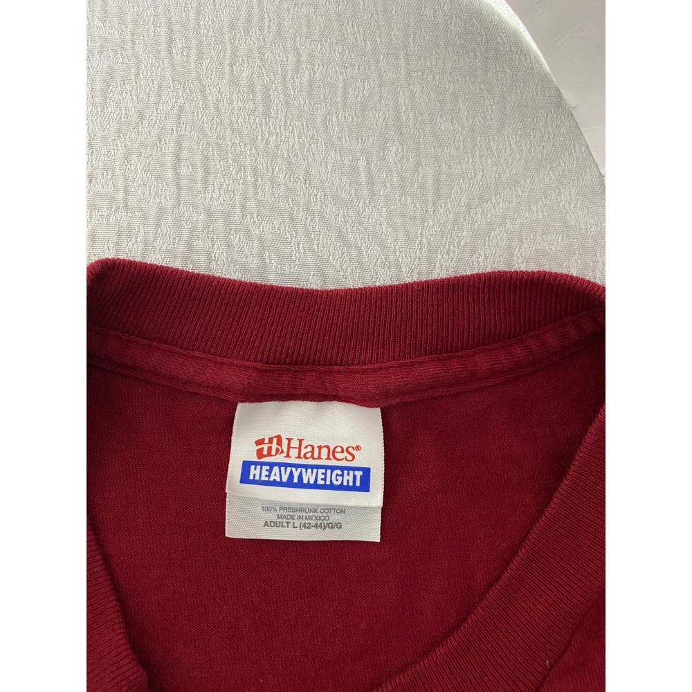 Hanes Heavyweight Wildcat Lodge Graphic T-Shirt Maroon Red Mens L Vintage Y2K - Picture 5 of 5
